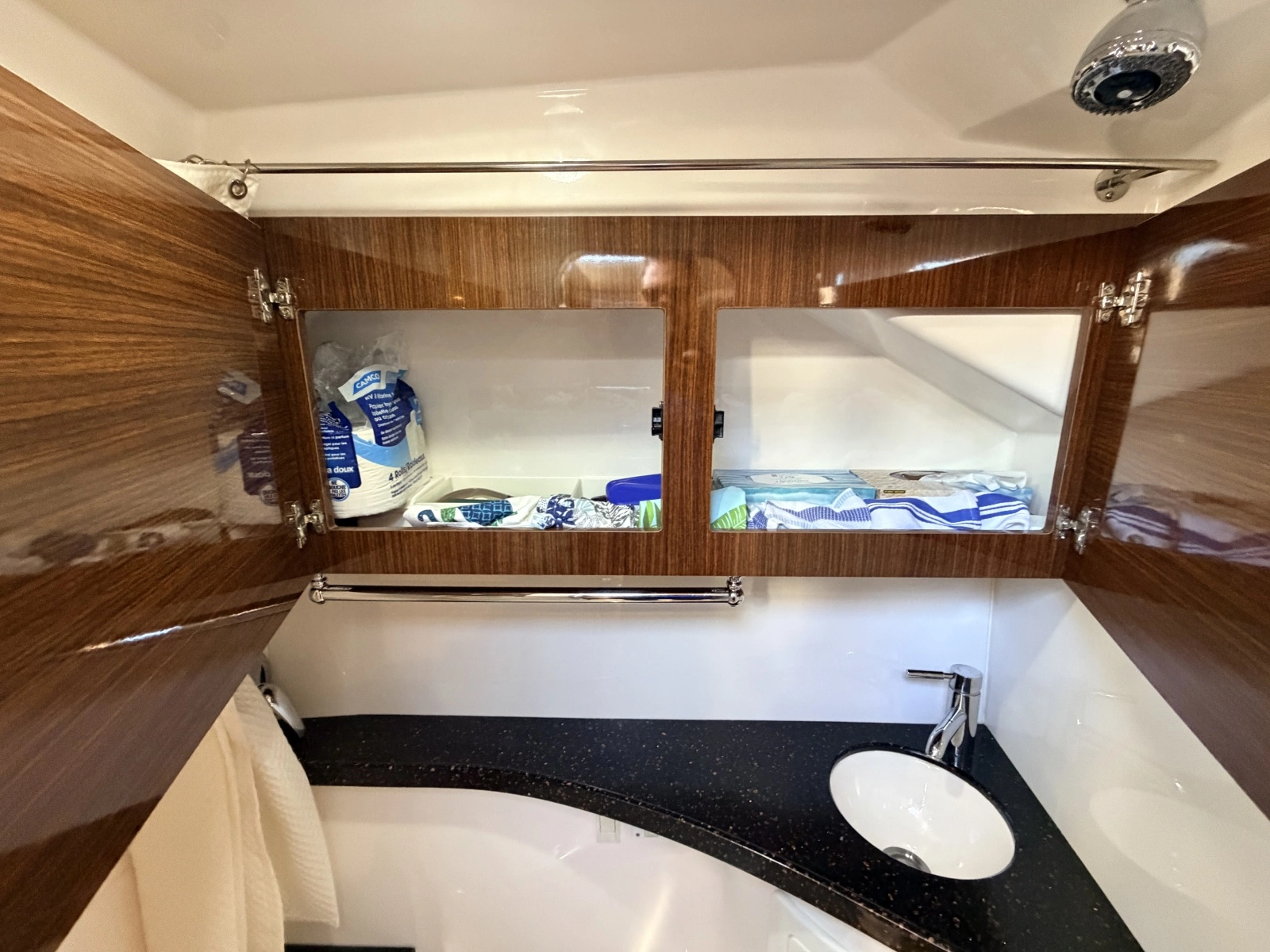 2014 Regal 28 Express