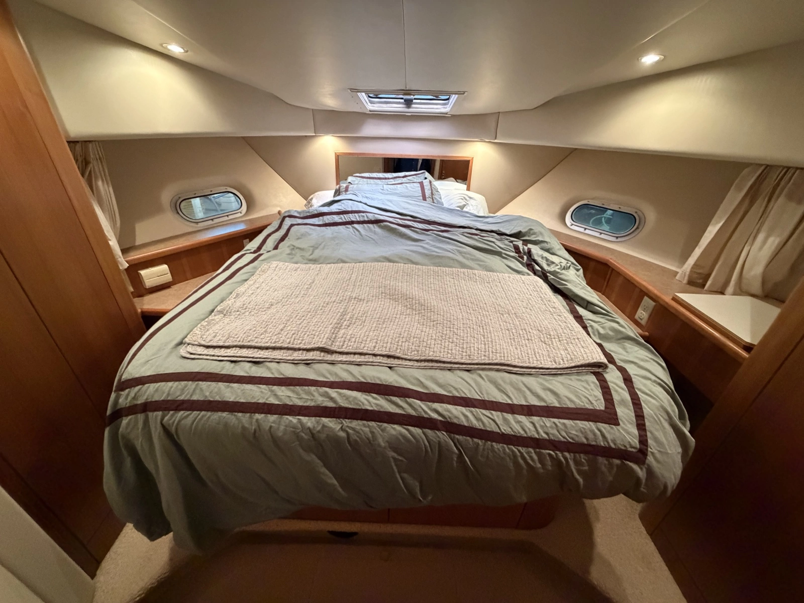 2000 Bayliner 5288 Pilothouse Motoryacht