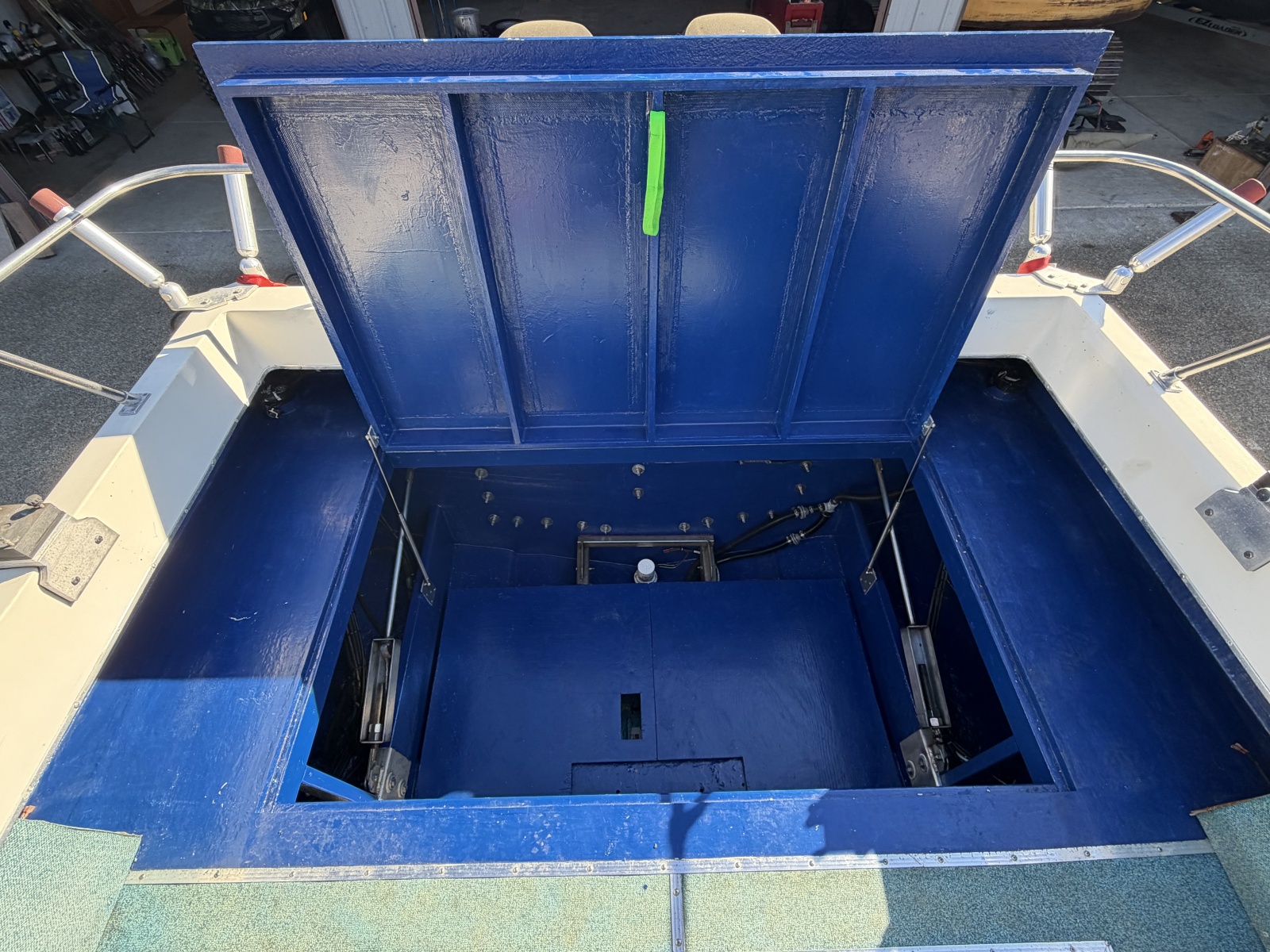 1974 Fiberform Sportfisher 31