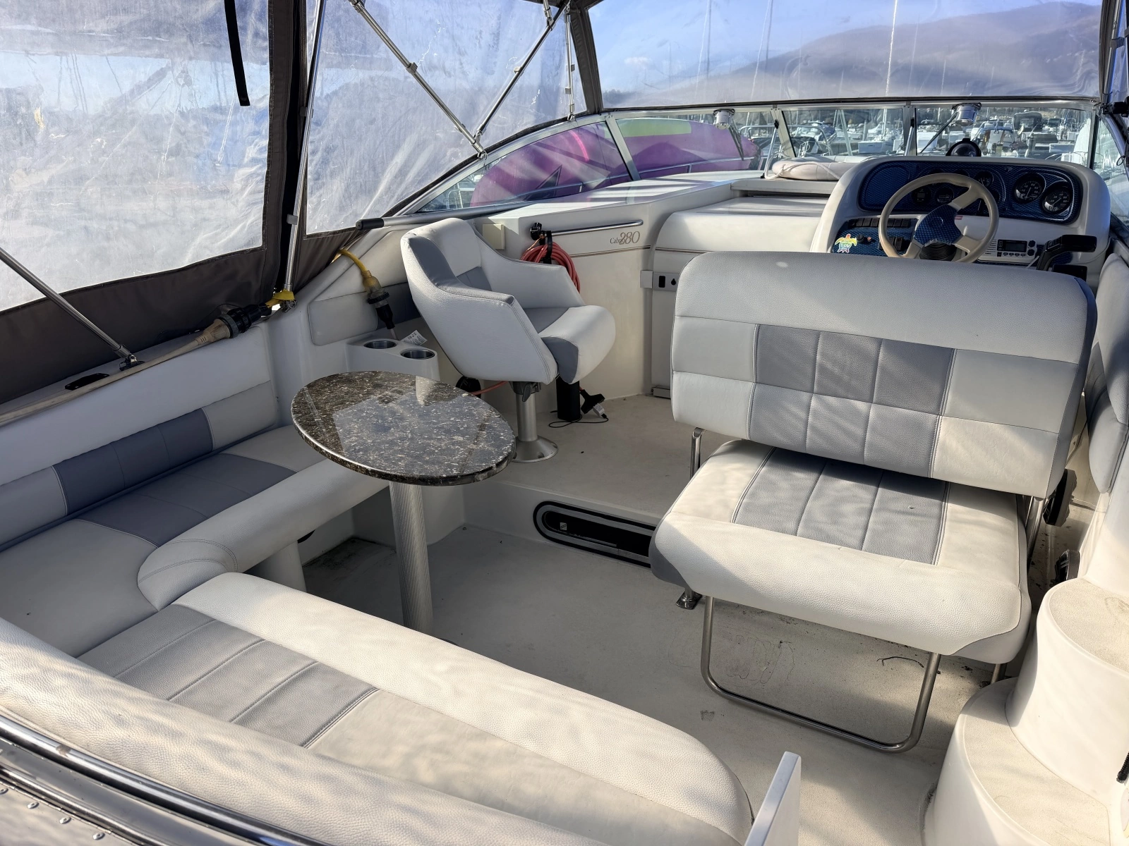 1995 Larson Cabrio 280