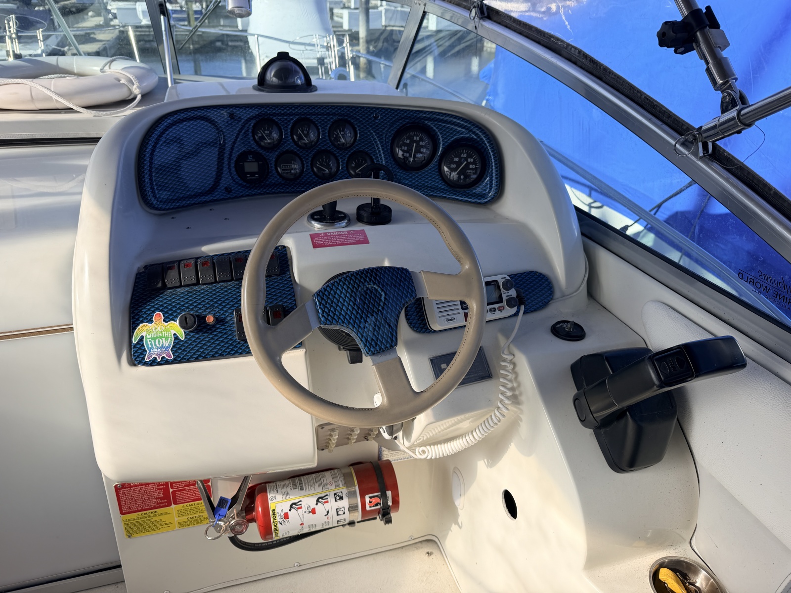 1995 Larson Cabrio 280