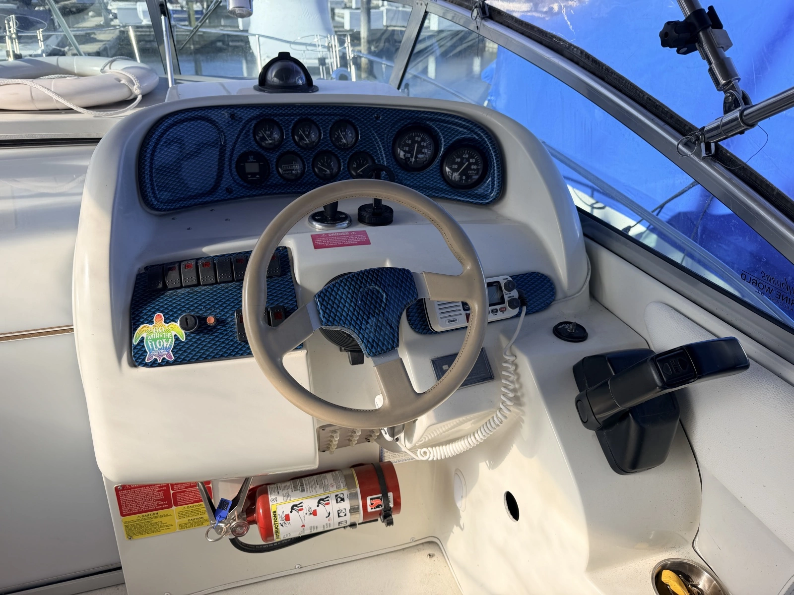 1995 Larson Cabrio 280
