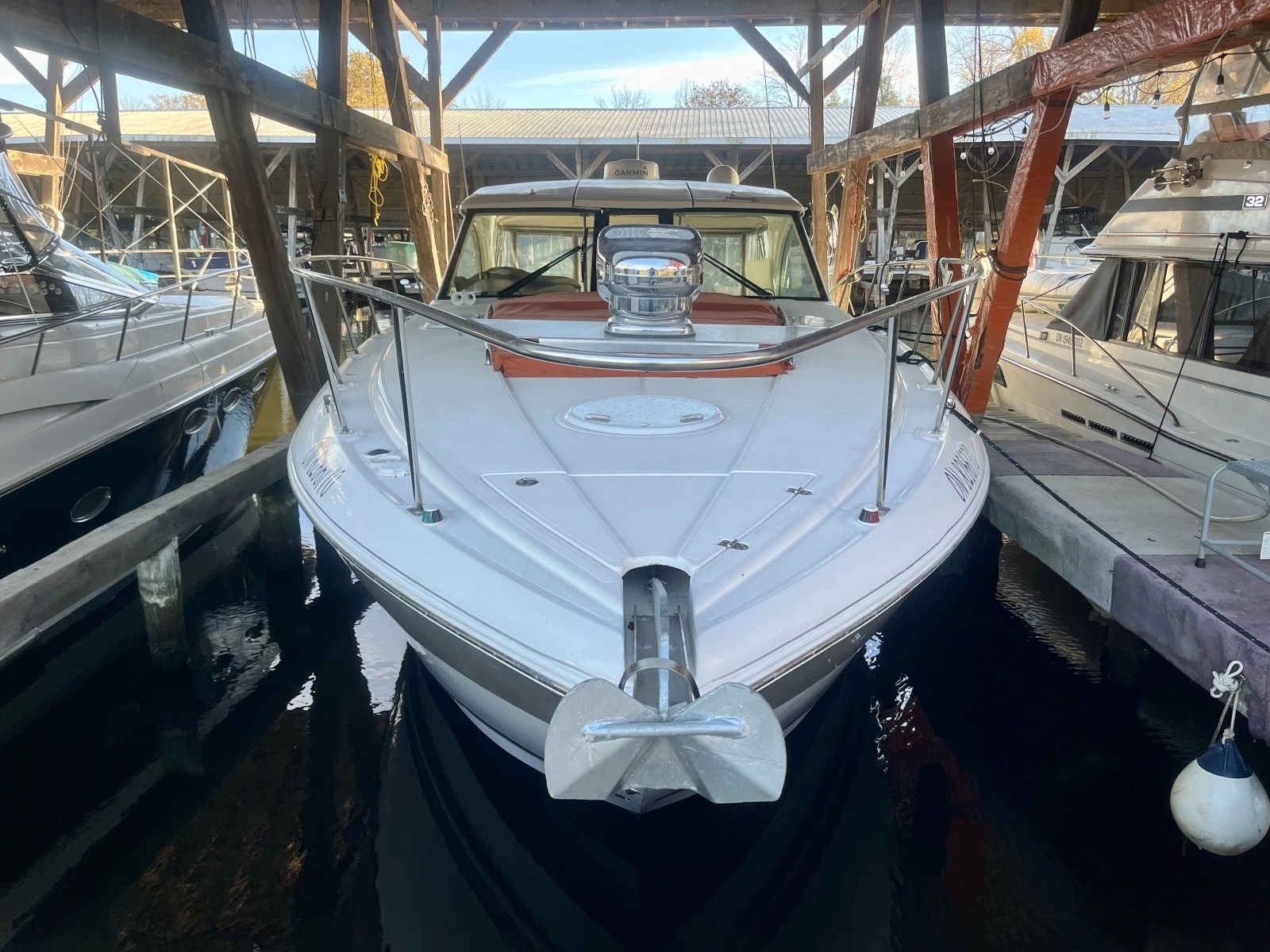 2008 Cruisers Yachts 390 Sport Coupe