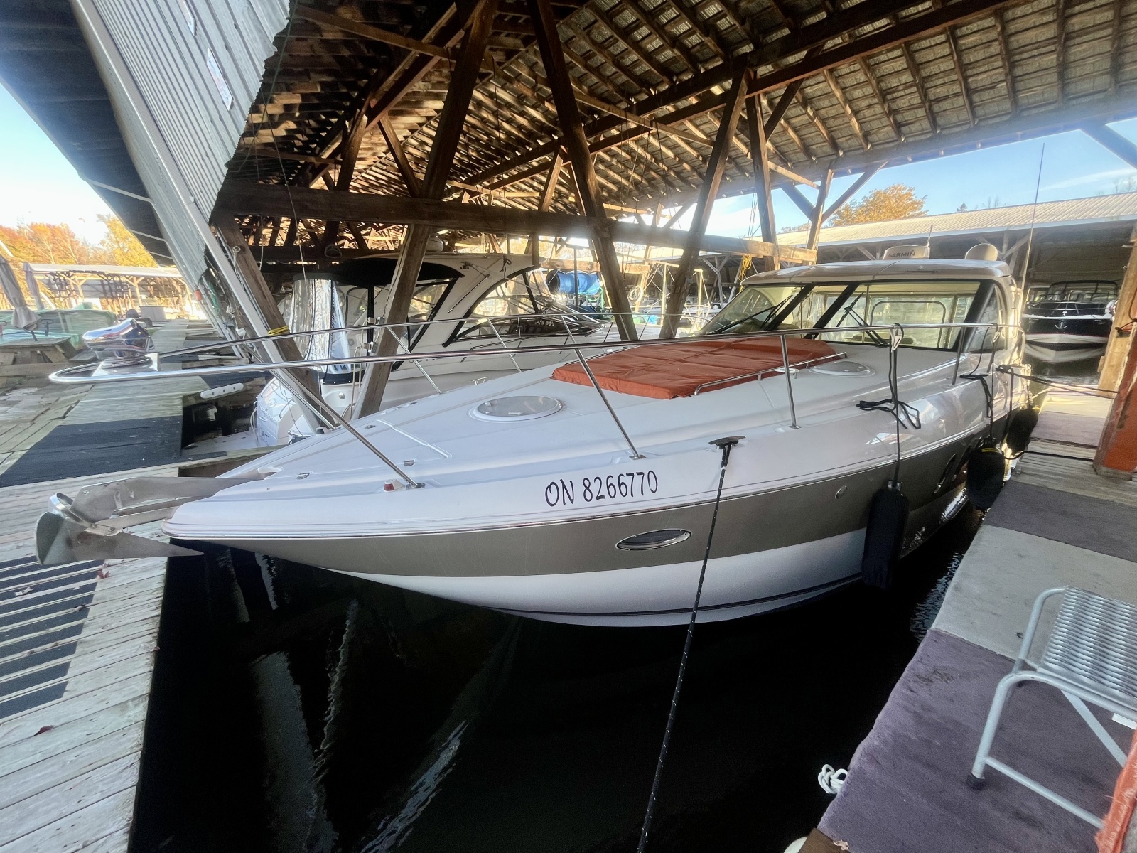 2008 Cruisers Yachts 390 Sport Coupe