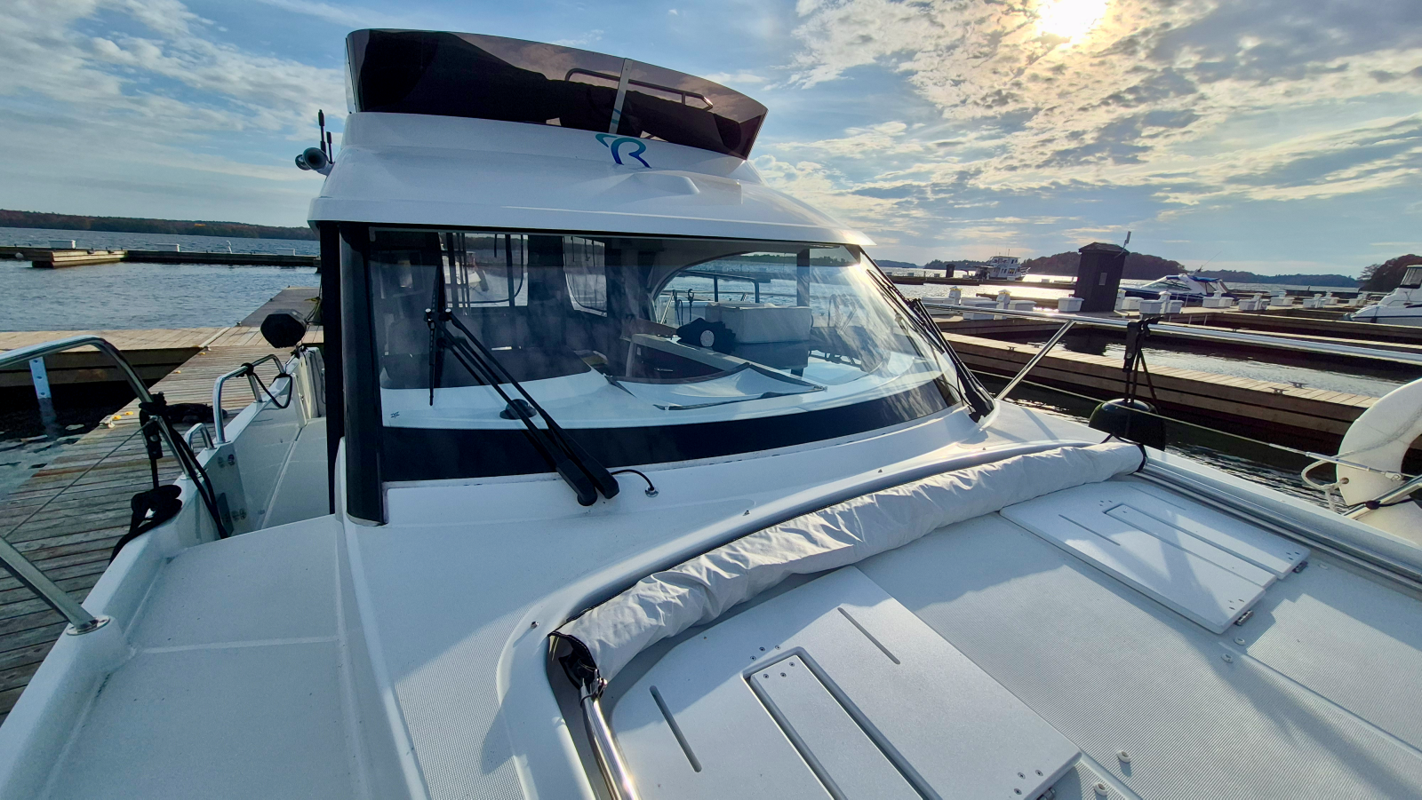 2024 Beneteau  Antares 11 Fly