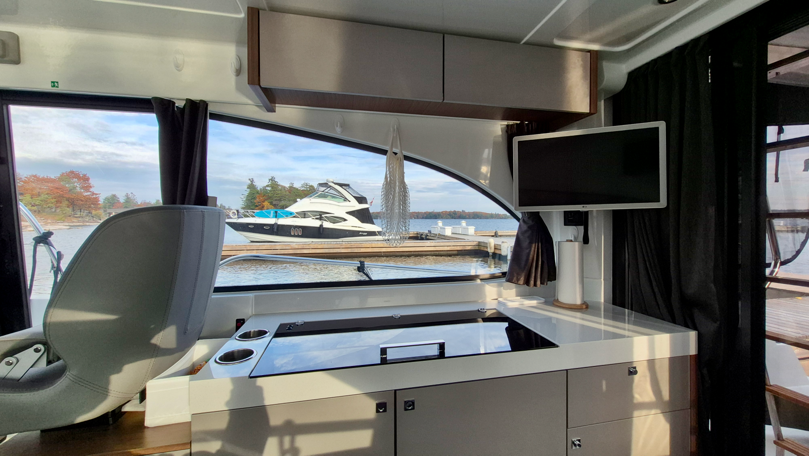 2024 Beneteau  Antares 11 Fly