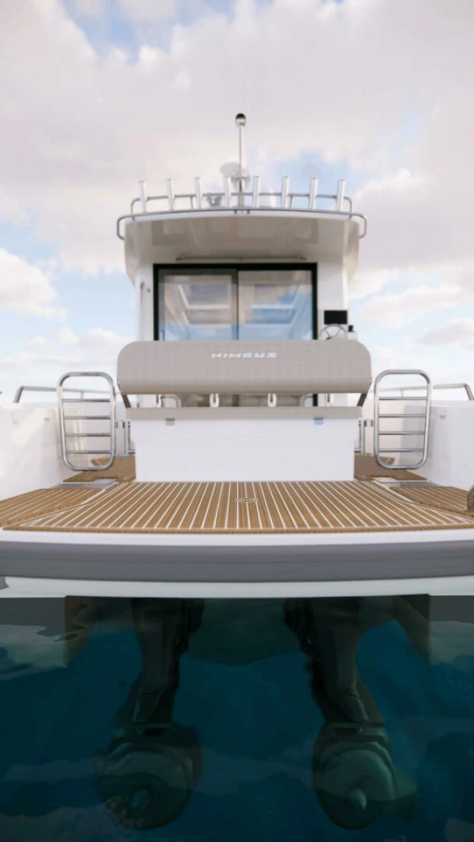 Nimbus Commuter 12 Swim Platform