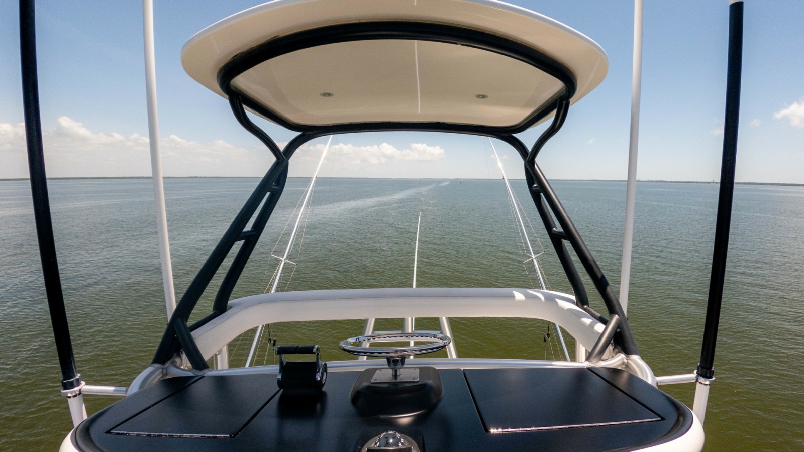 80' 2016 Viking 80 Convertible