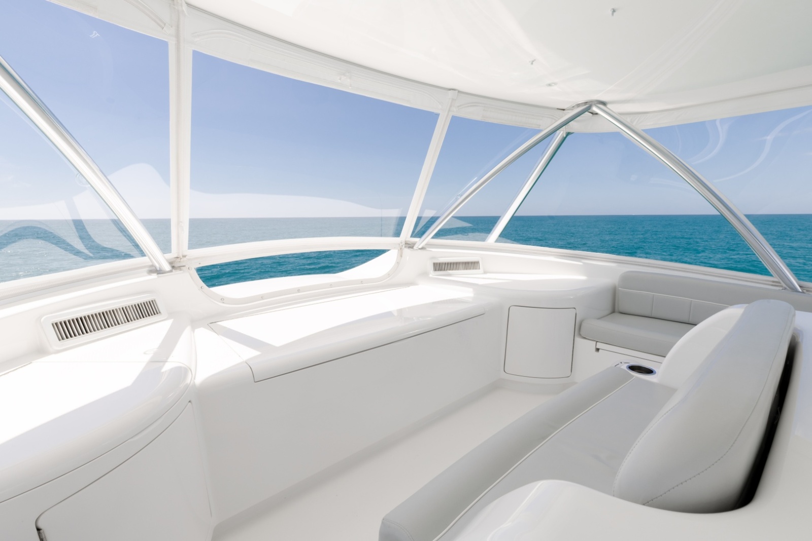 2023 Viking 72 Convertible- TEAM SUPREME- Helm Seating