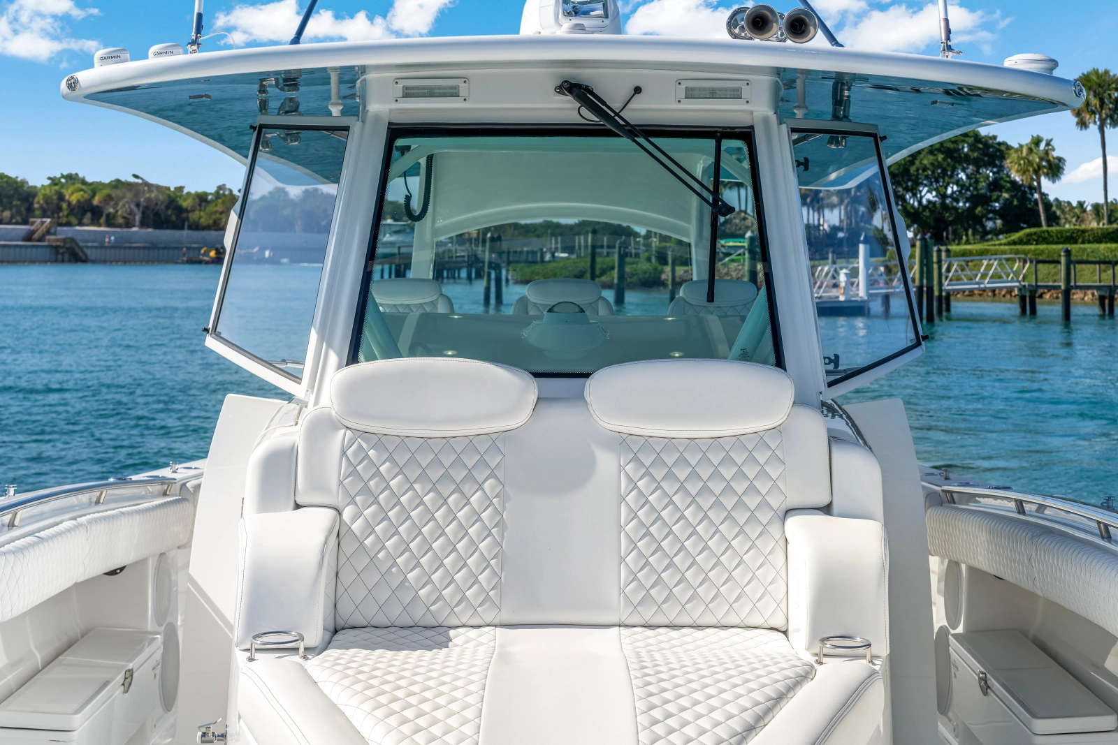 42ft HCB Yacht For Sale