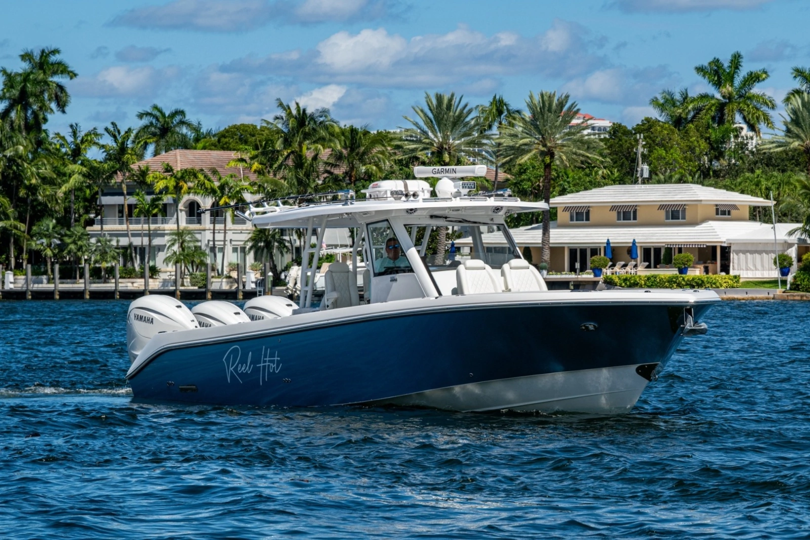 2020 Everglades 395 Center Console