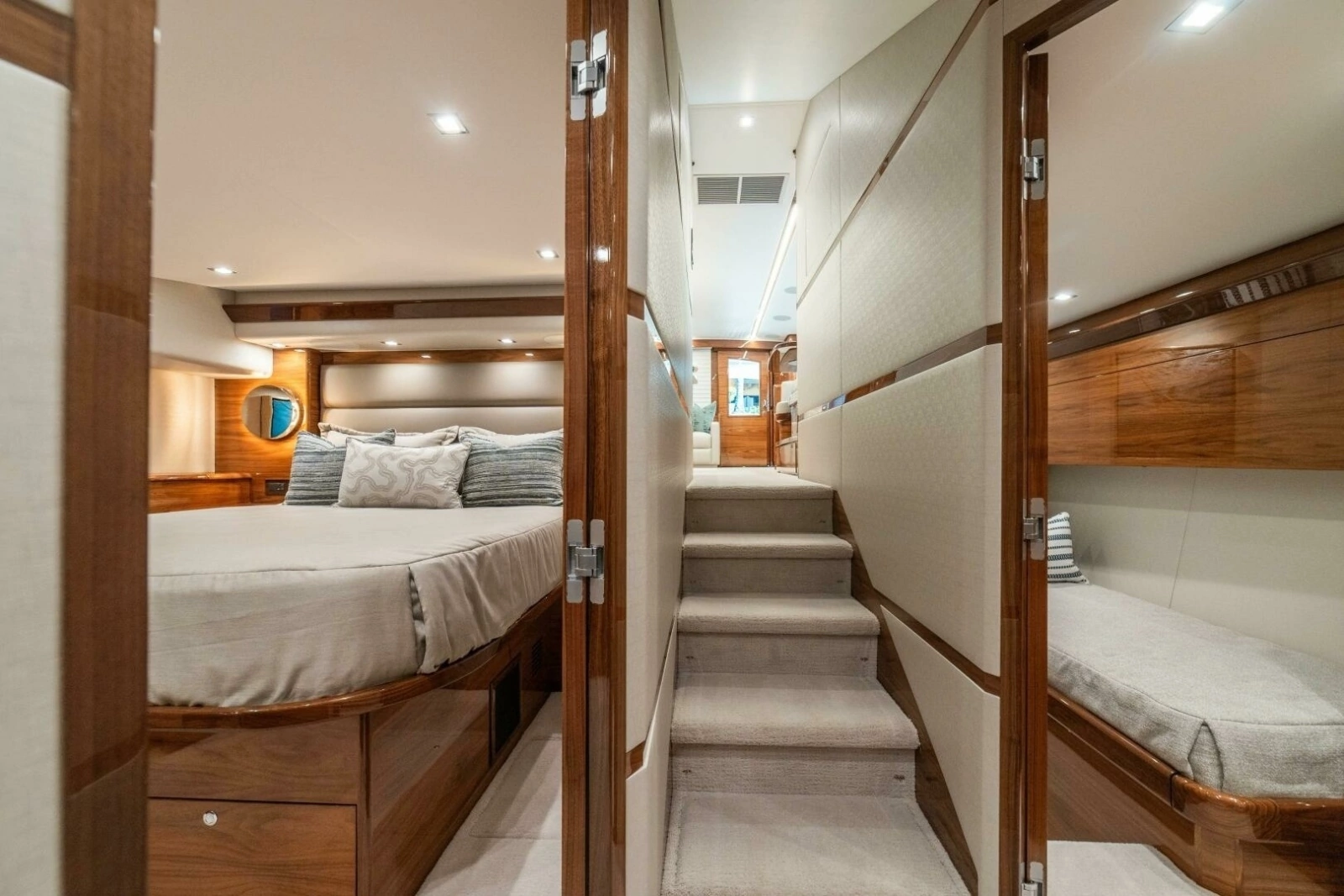 64 Viking Convertible Stateroom