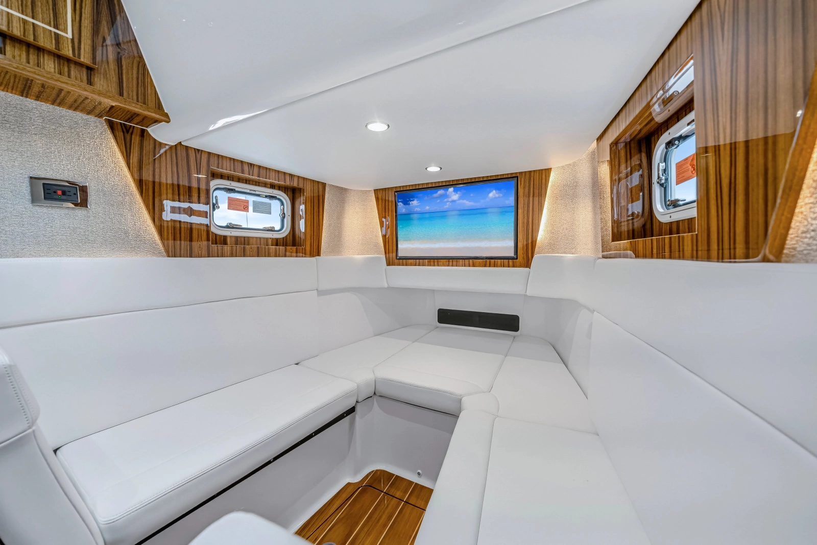 48 Campeon 48ft HCB Yacht For Sale