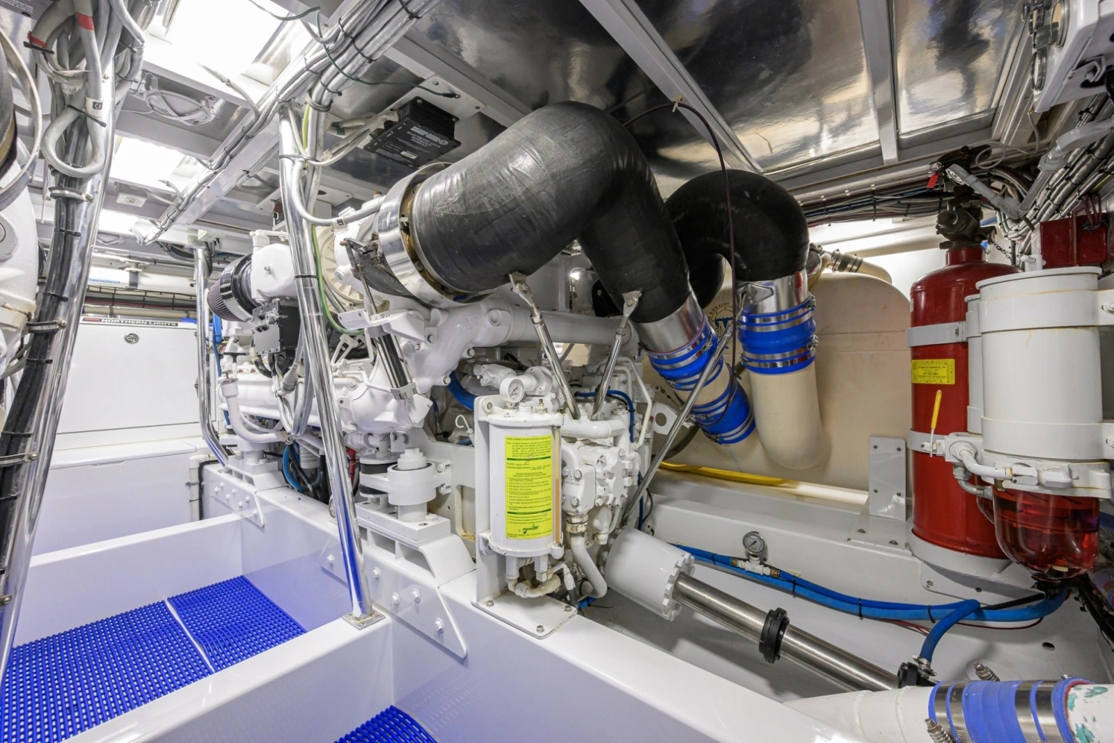 Rybovich 60 SIBONEY - Engine Room