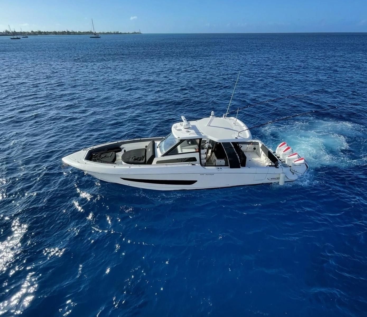 Boston Whaler 420 Outrage BFT-Profile