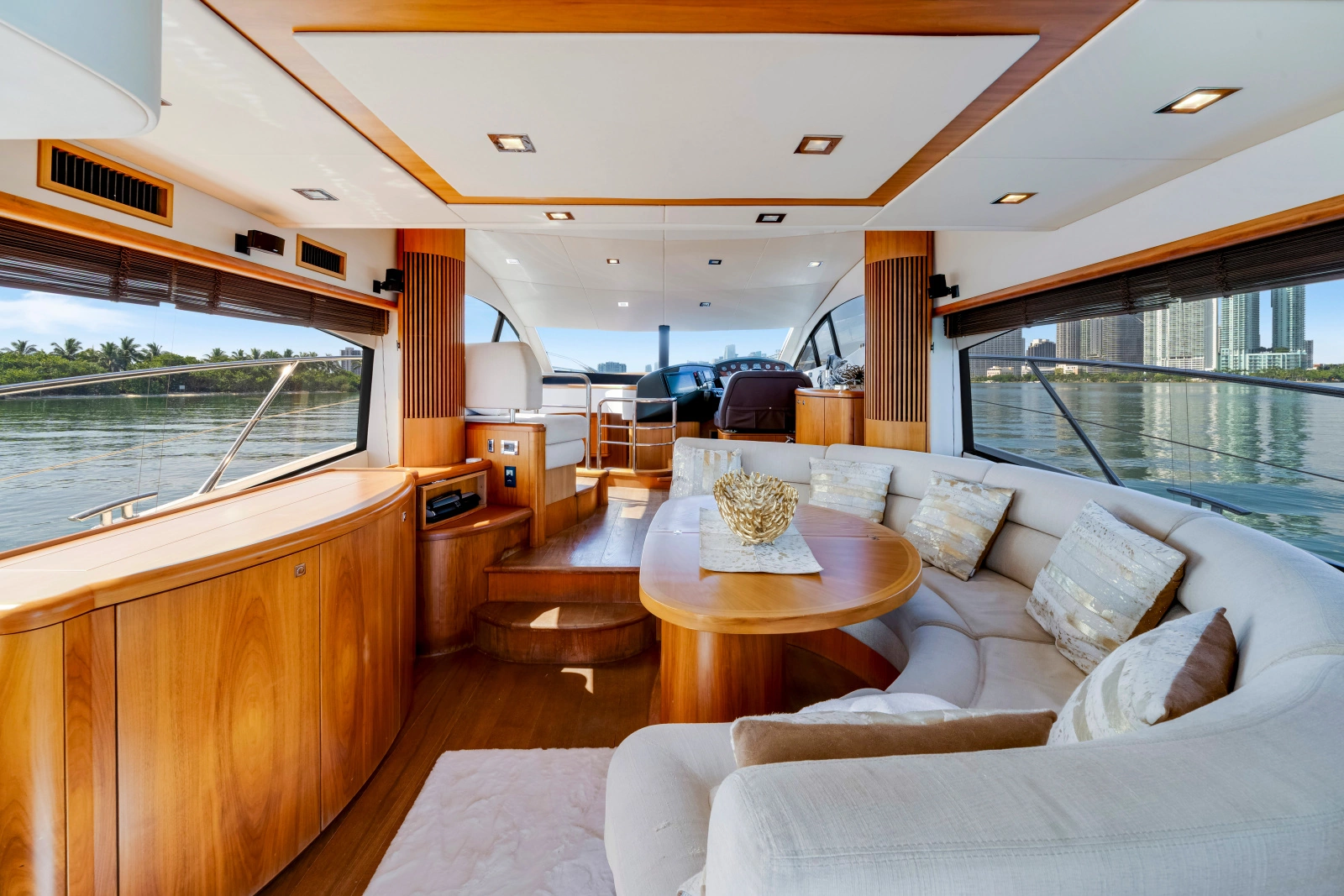 2011 Sunseeker Manhattan 52