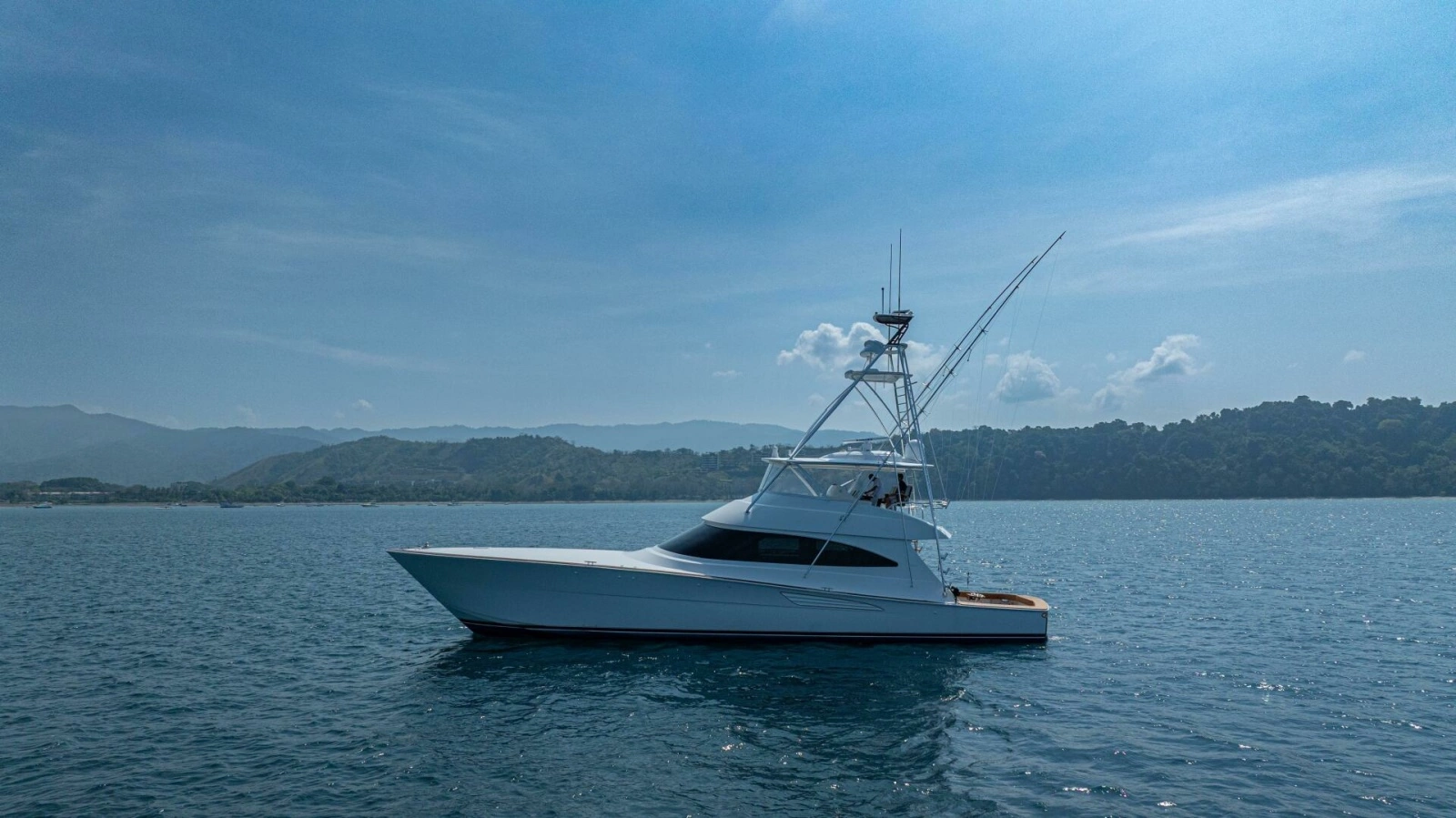 2023 Viking 73 Convertible "Free Spool"