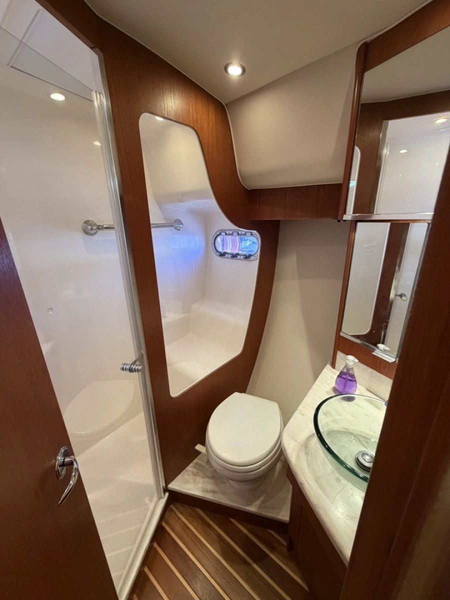 2013 Tiara Yachts 4500 Sovran