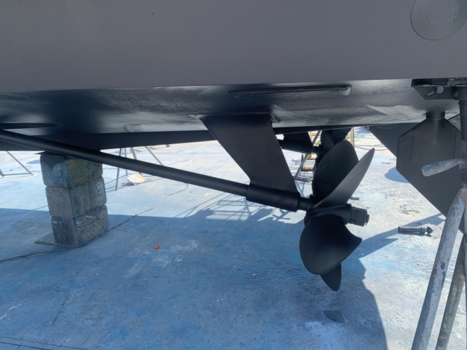 52' 2008 Viking 52 Sport Coupe