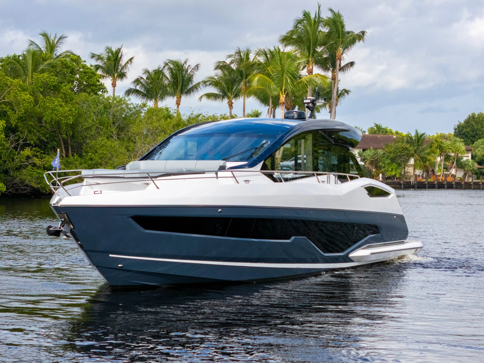 PREDATOR 55 55ft Sunseeker Yacht For Sale
