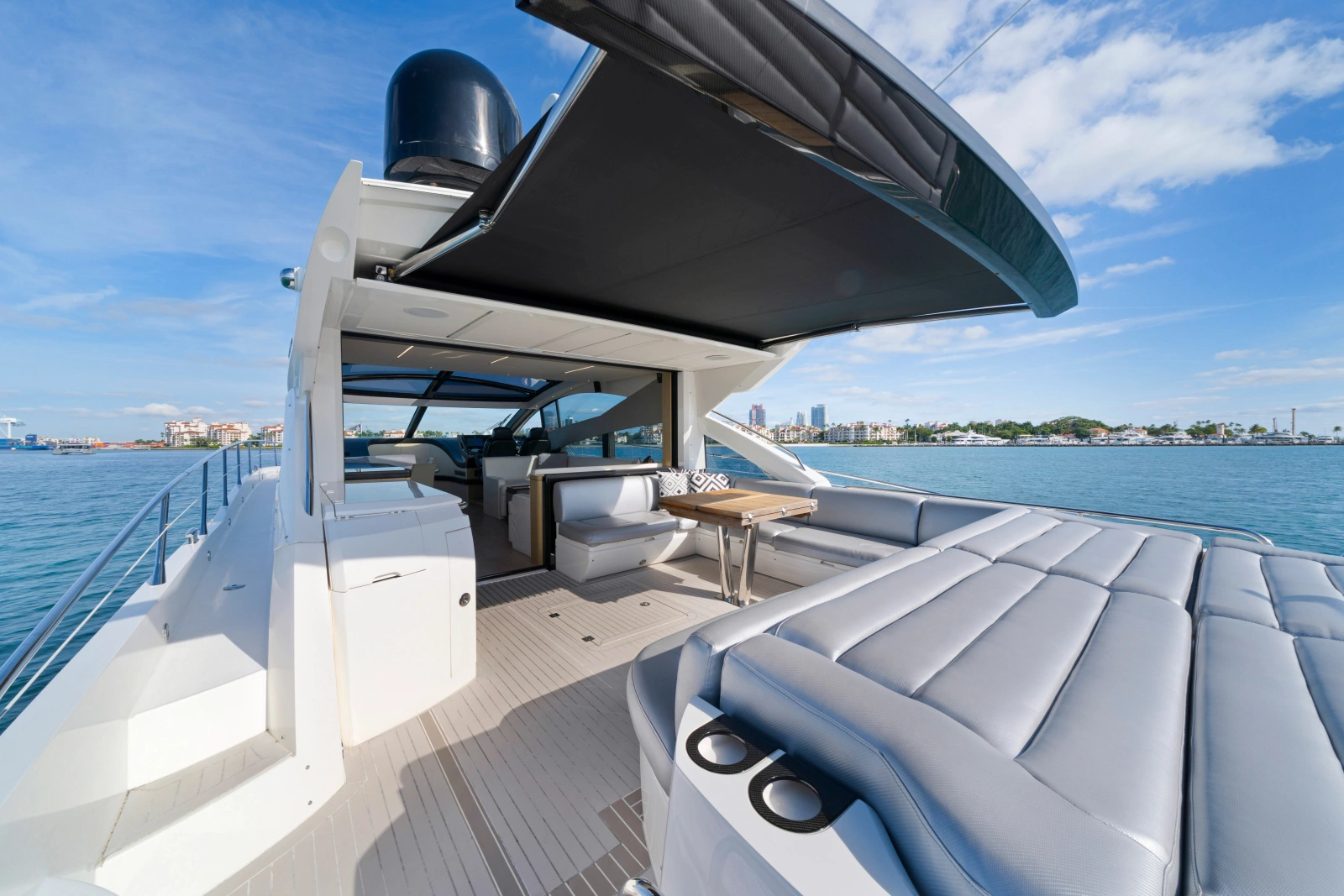 2018 Sunseeker 68 Predator