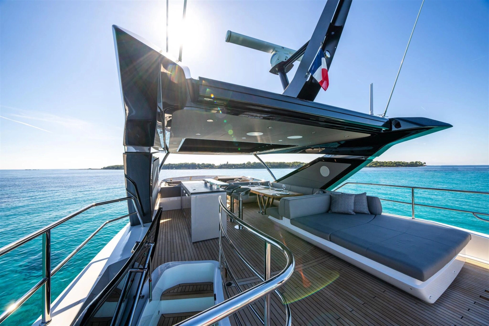 88 YACHT 88ft Sunseeker Yacht For Sale