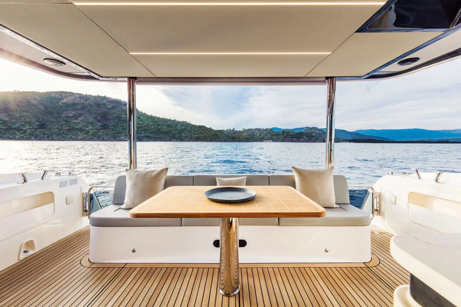 NAVETTA 58 58ft Absolute Yacht For Sale