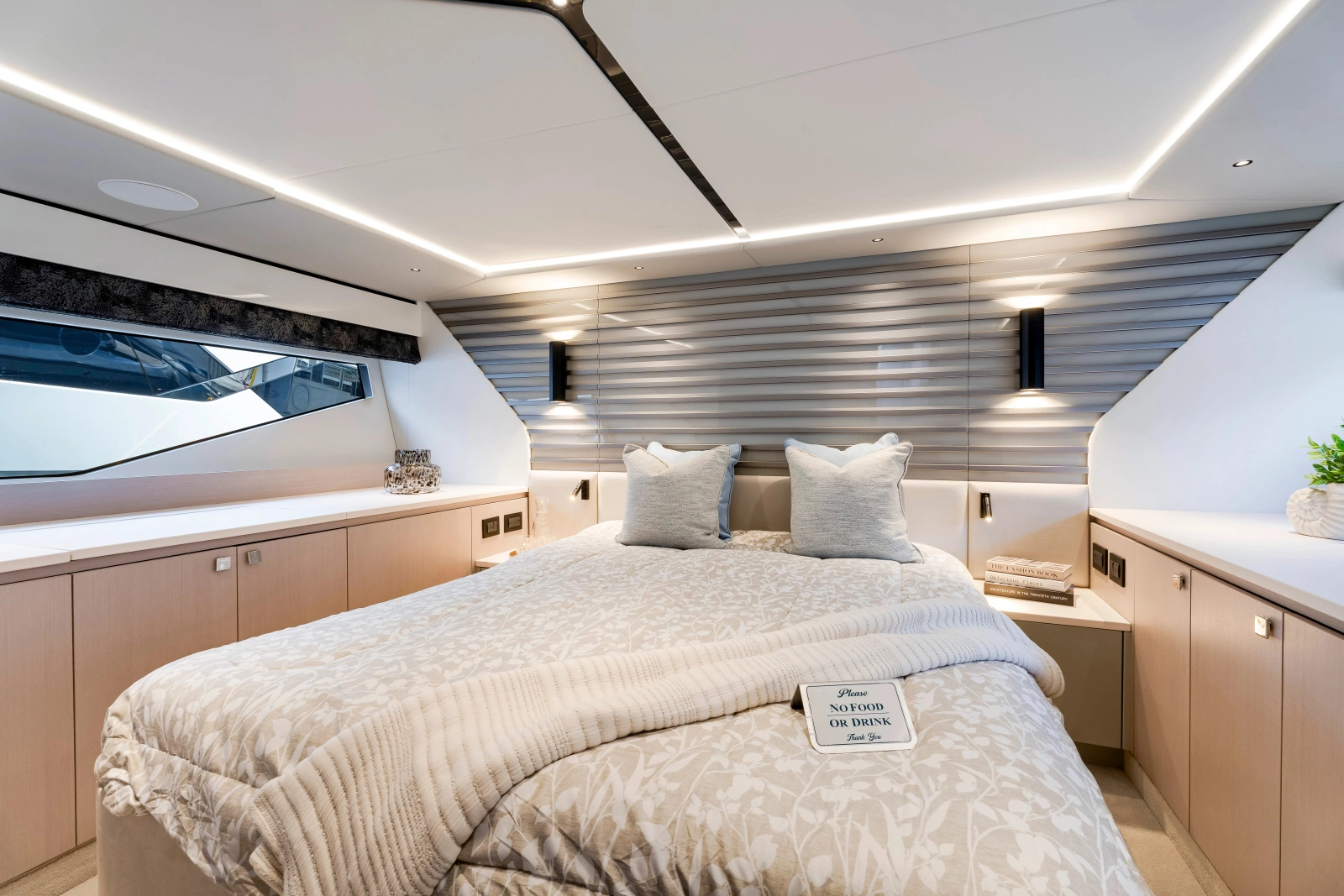 PREDATOR 55 55ft Sunseeker Yacht For Sale