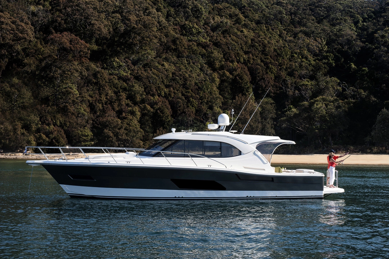 445 SUV 44ft Riviera Yacht For Sale