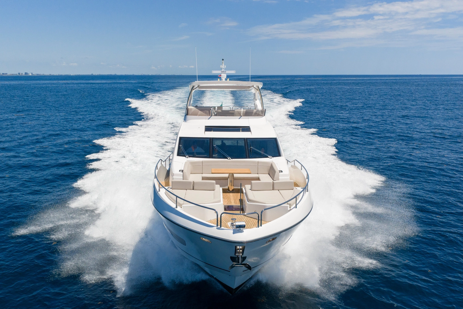 2020 Sunseeker 76 Yacht