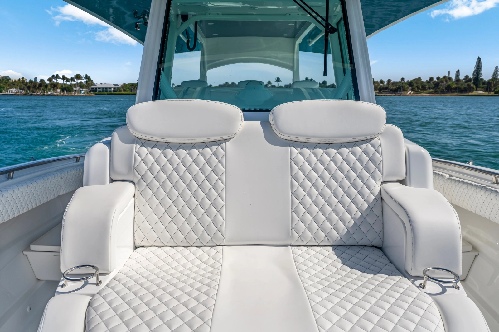 42ft HCB Yacht For Sale