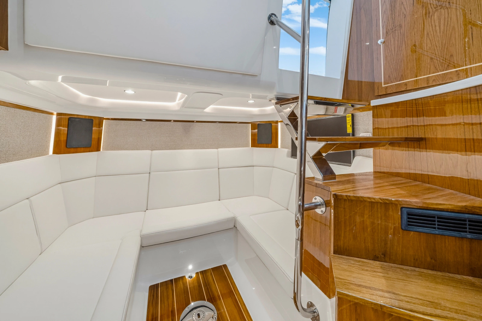 56 Suenos GIX 56ft HCB Yacht For Sale