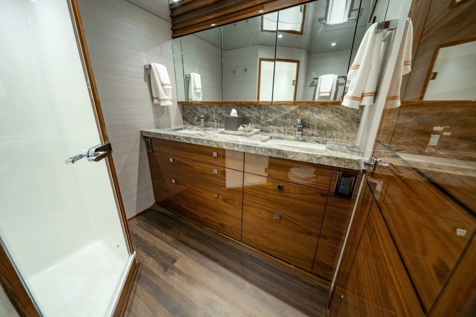 Viking 82 Convertible Master Stateroom Head