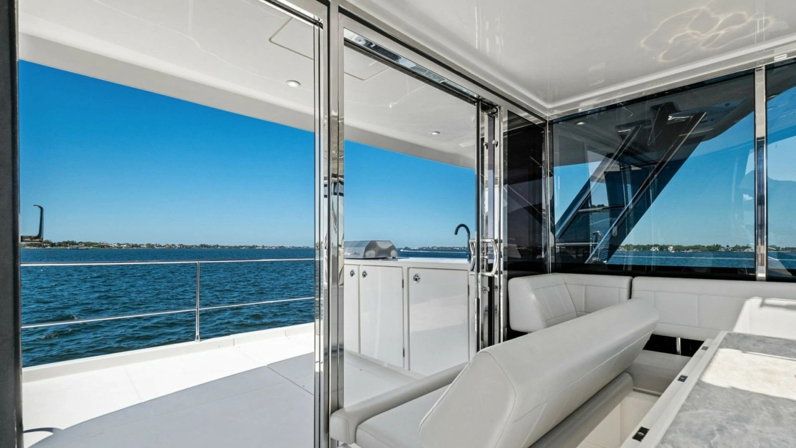 2022 54 Aquila Powercat 'Remarkable I'