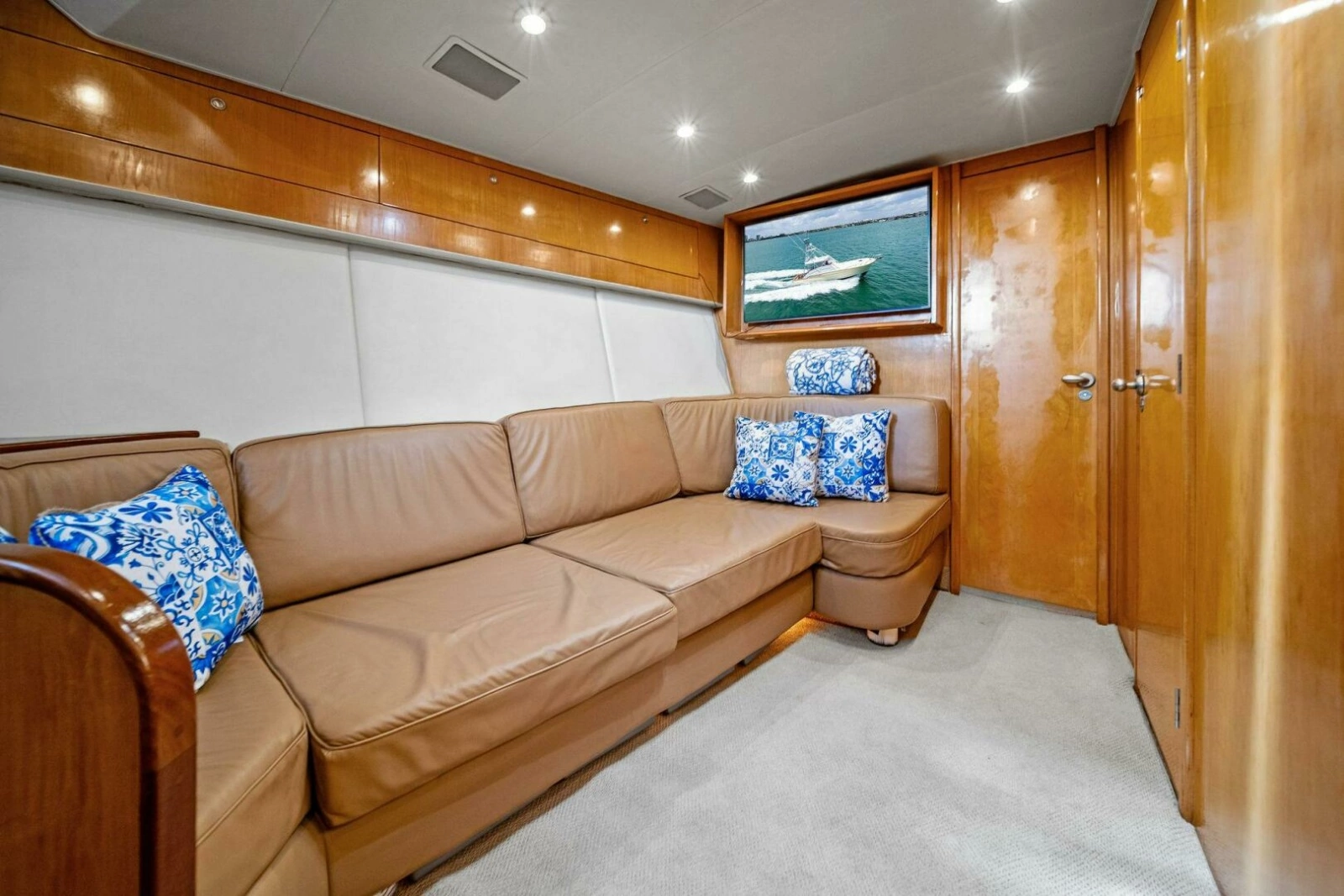 1999 Buddy Davis 52 Express 'Miss Josie'