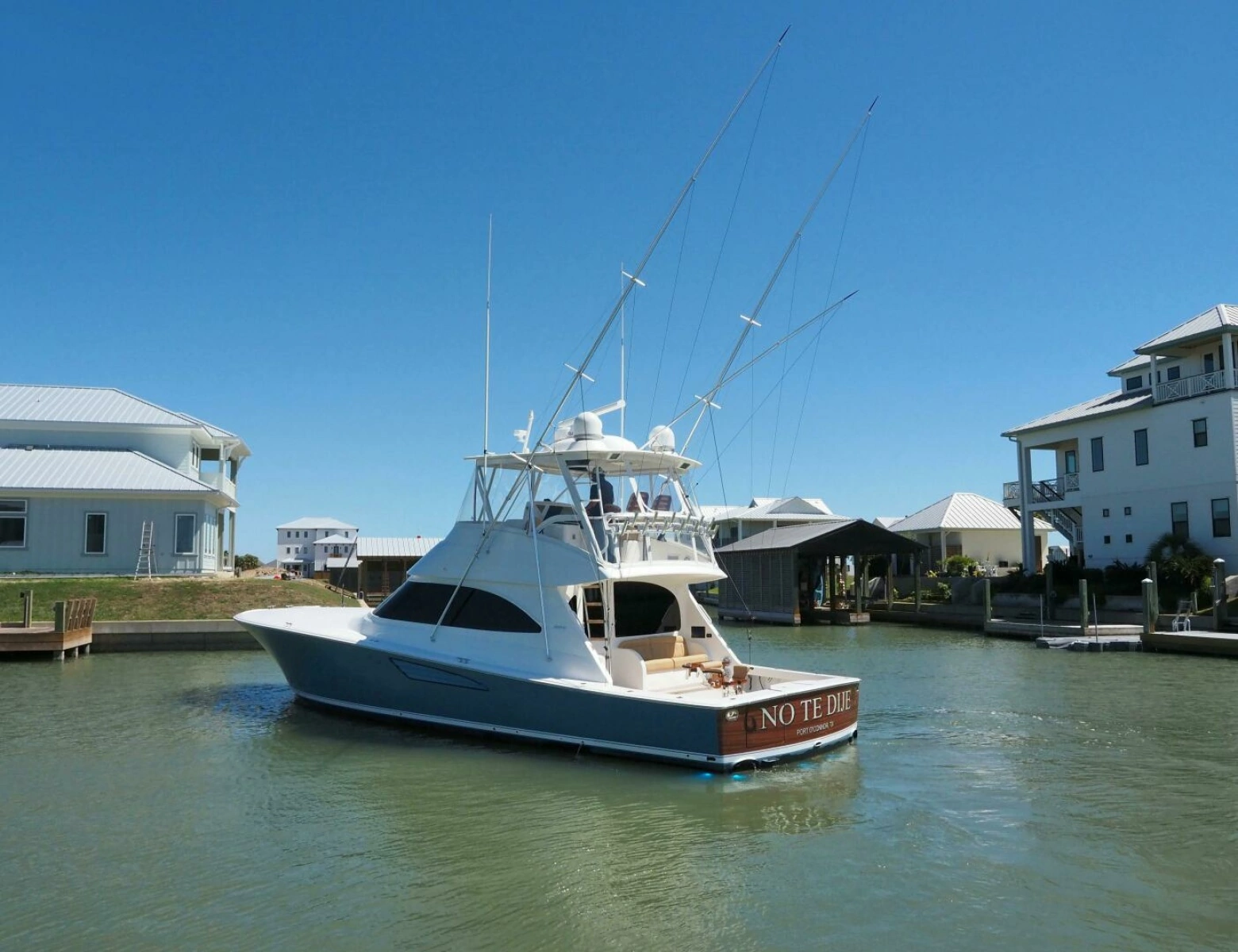 2017 Viking 52 Convertible photo 56