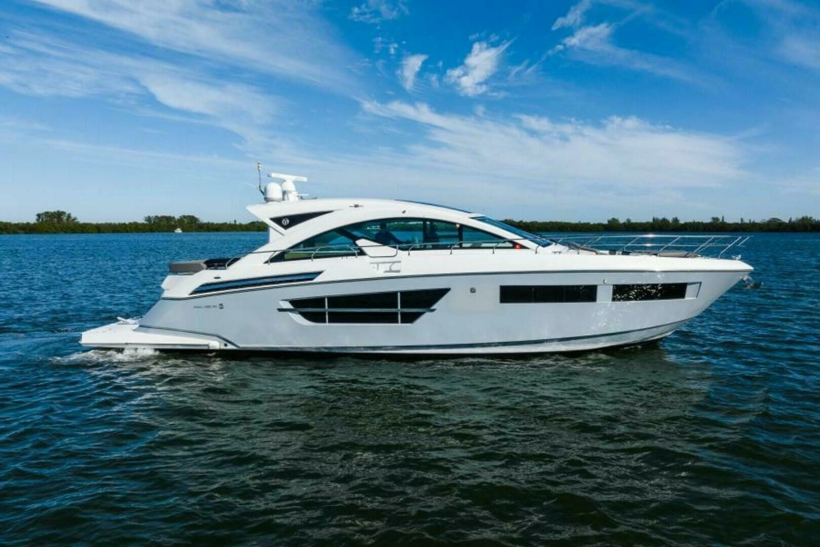 Photo of 60' Cruisers Yachts 60 Cantius 2019