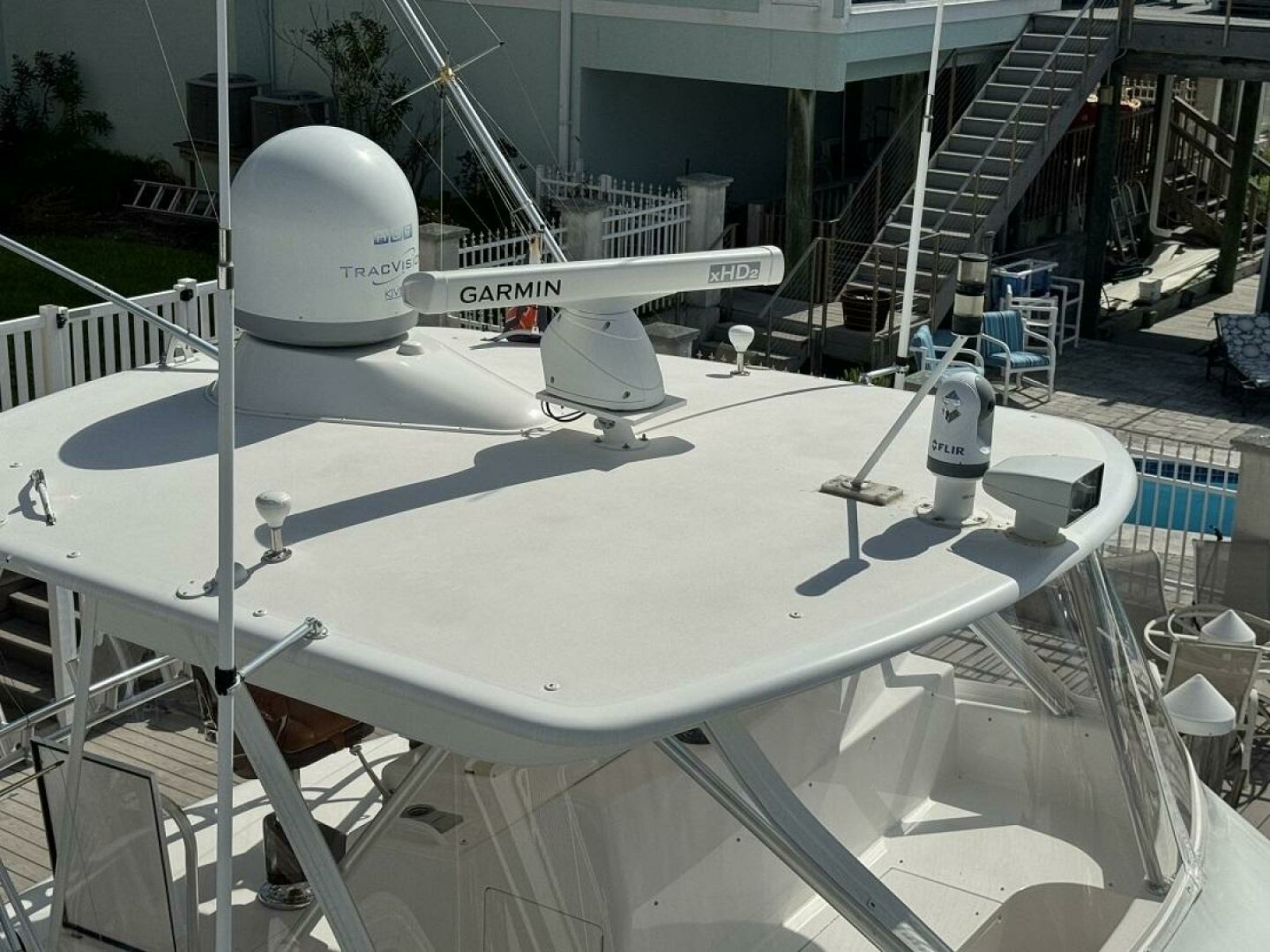 45' 2006 Viking 45 Convertible