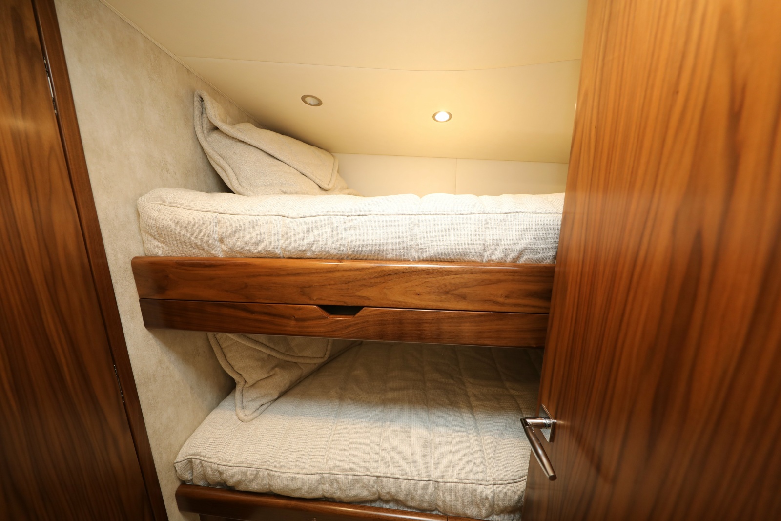 2023 Viking 54 Convertible