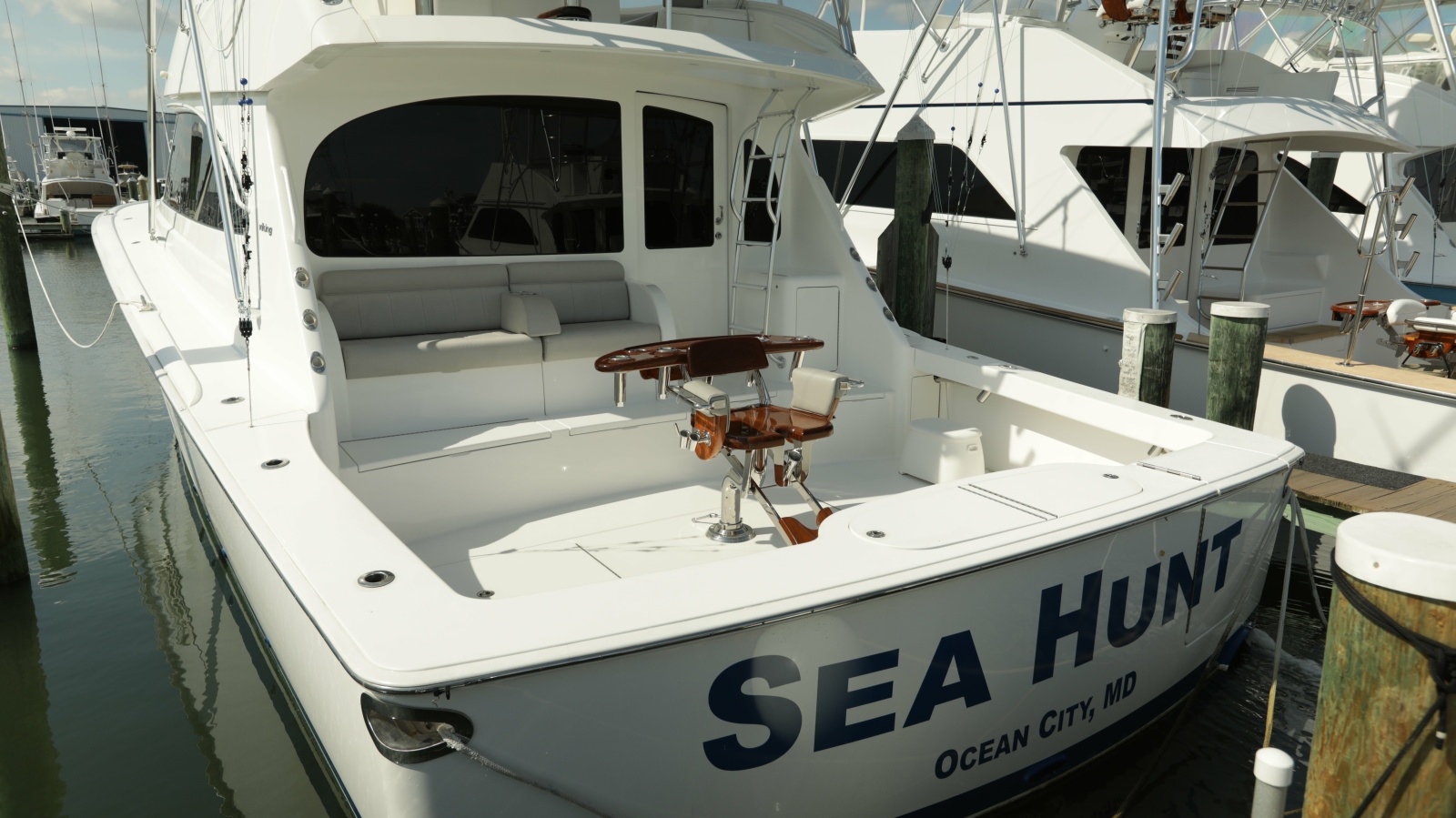 2023 Viking 54 Convertible