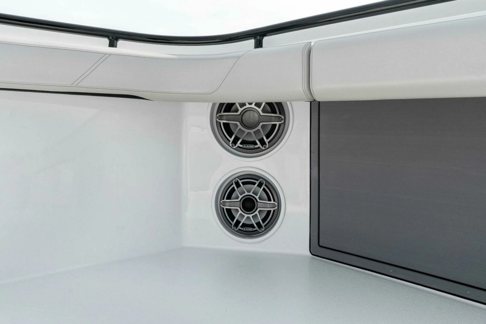 2022 Barker Boatworks 40 HPC 