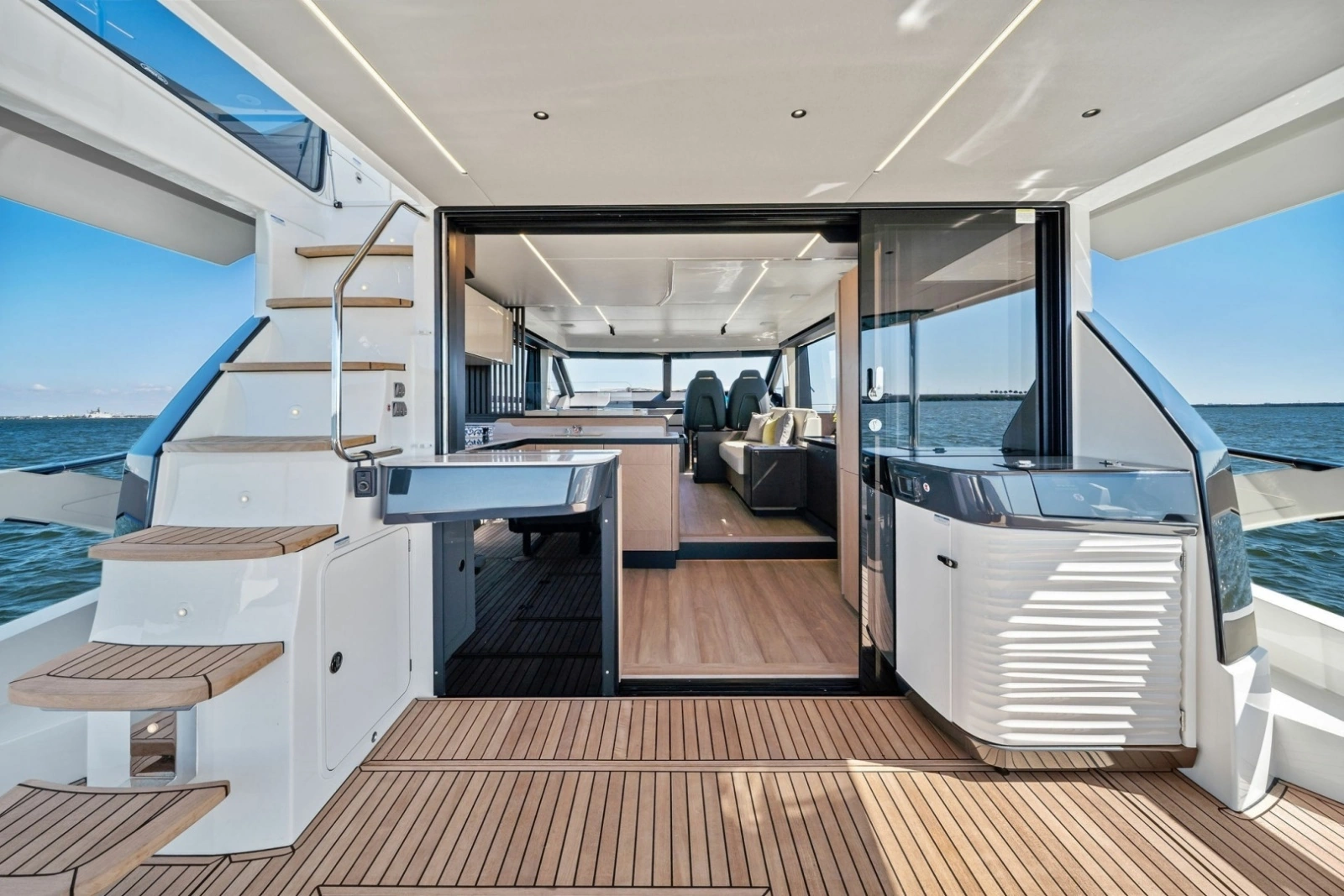 New 2027 56 Absolute Fly 56ft Absolute Yacht For Sale