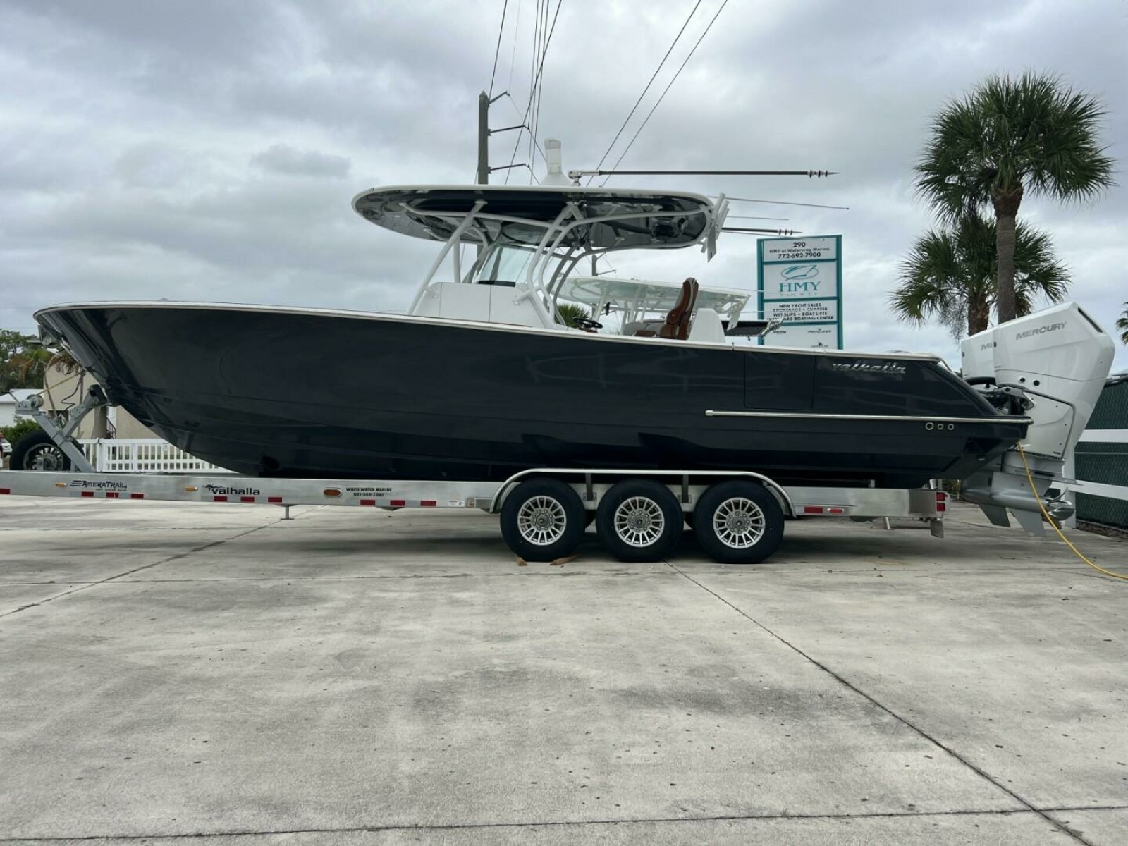 Valhalla 33 JUST ONE MORE - Exterior