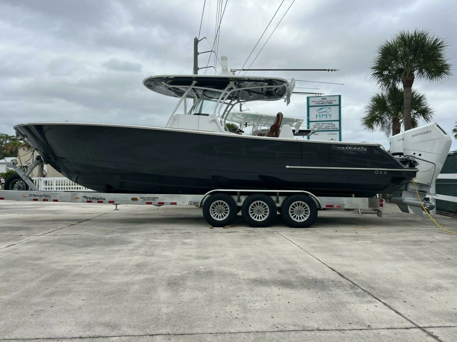 Valhalla 33 JUST ONE MORE - Exterior