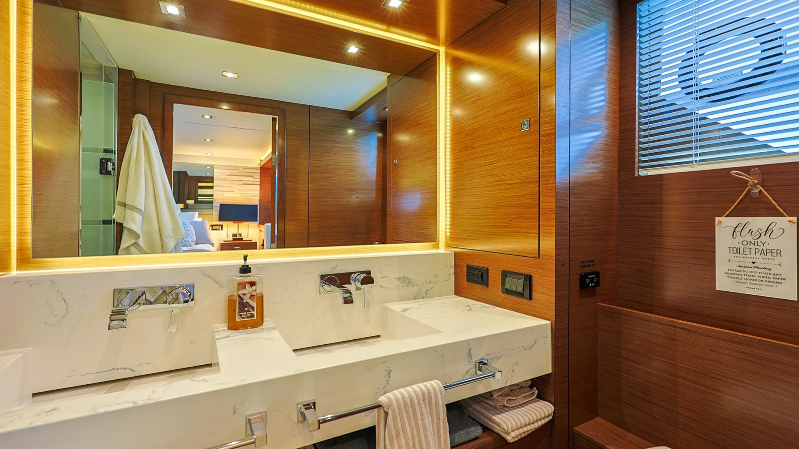 Luxurious Ensuite Bathroom