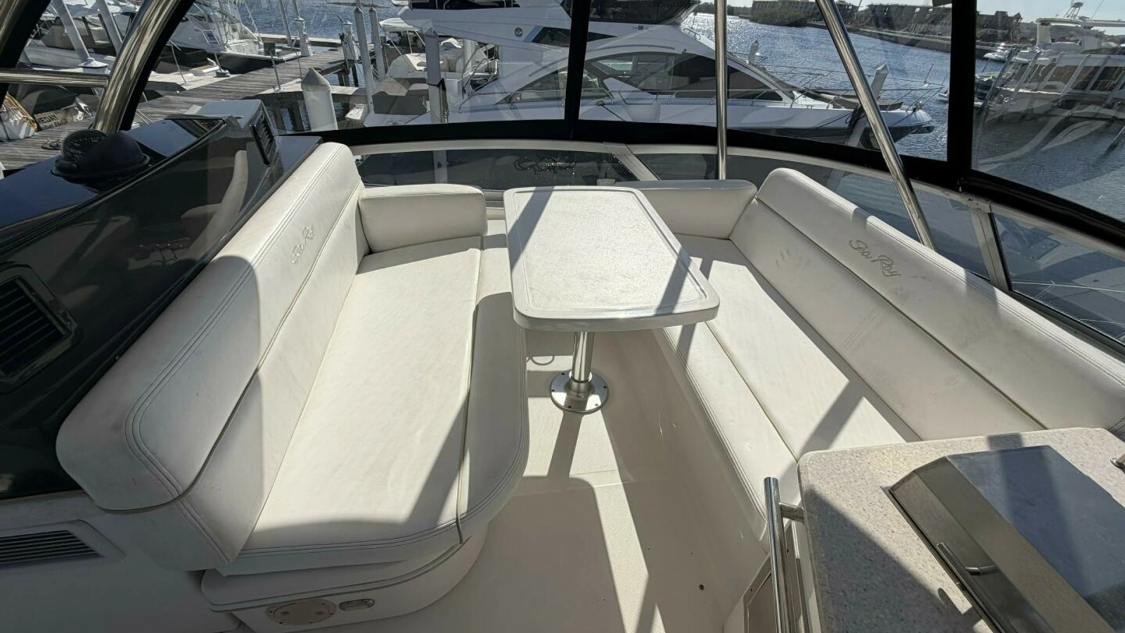 2008 Sea Ray 47 Sedan Bridge - Flybridge Seating 