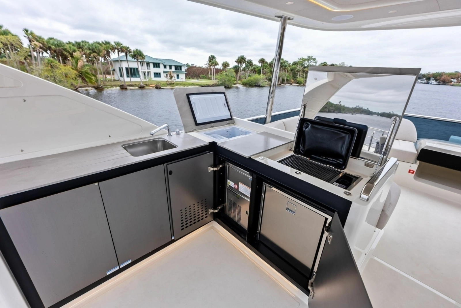 2026 Absolute 62 Navetta NEW