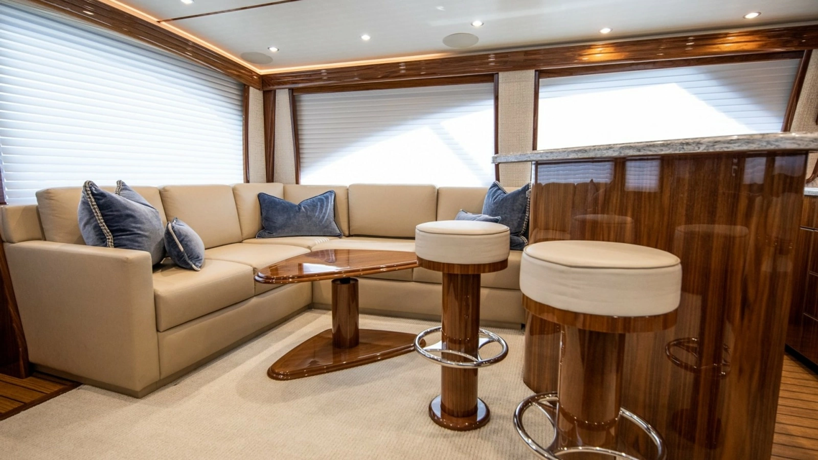 Luxurious Salon with Plush Seating
