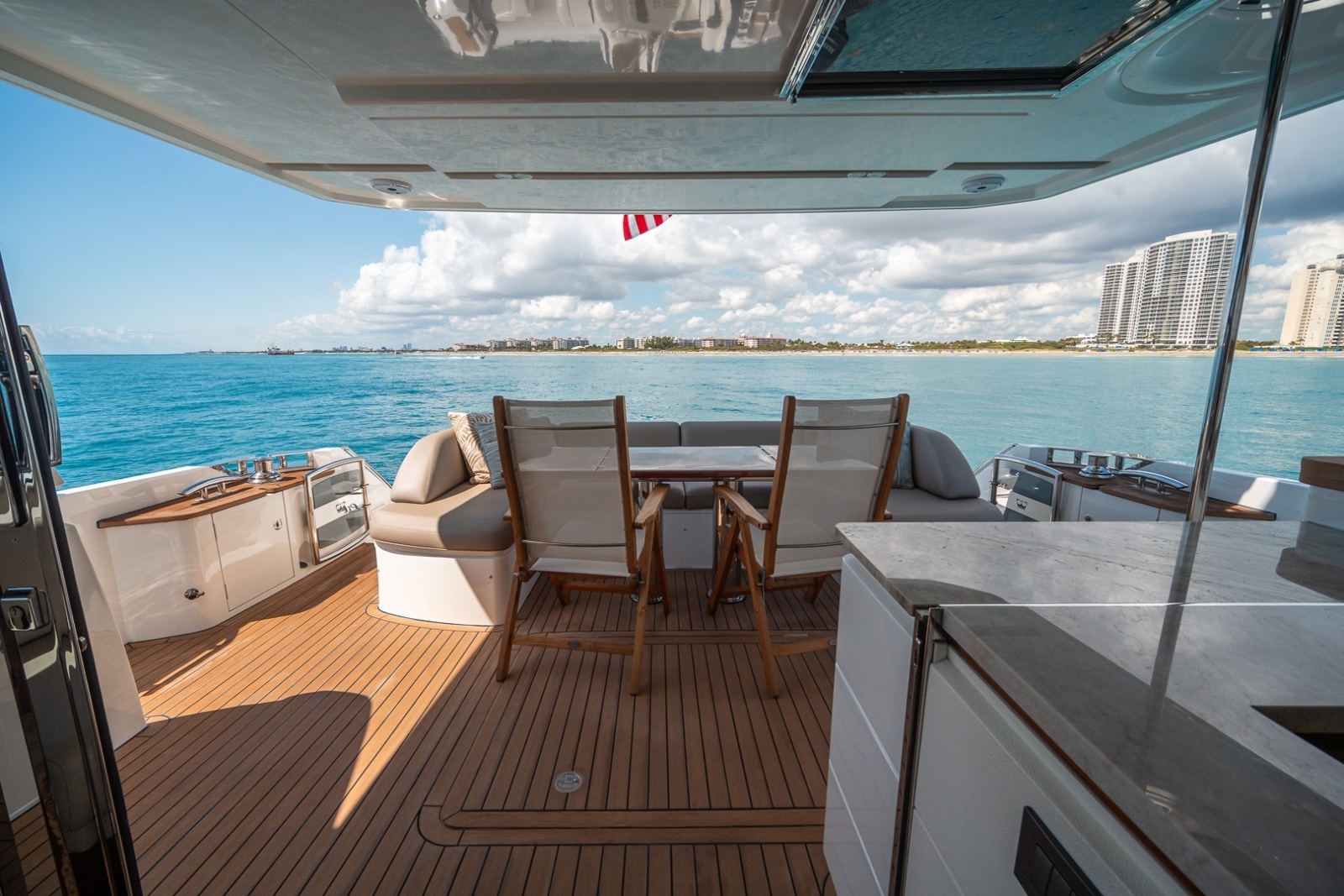2017 Princess 68 Flybridge