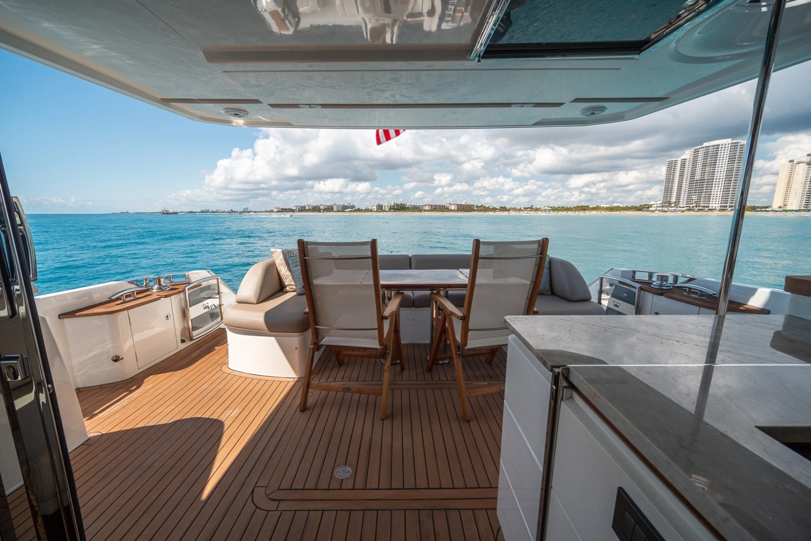 2017 Princess 68 Flybridge